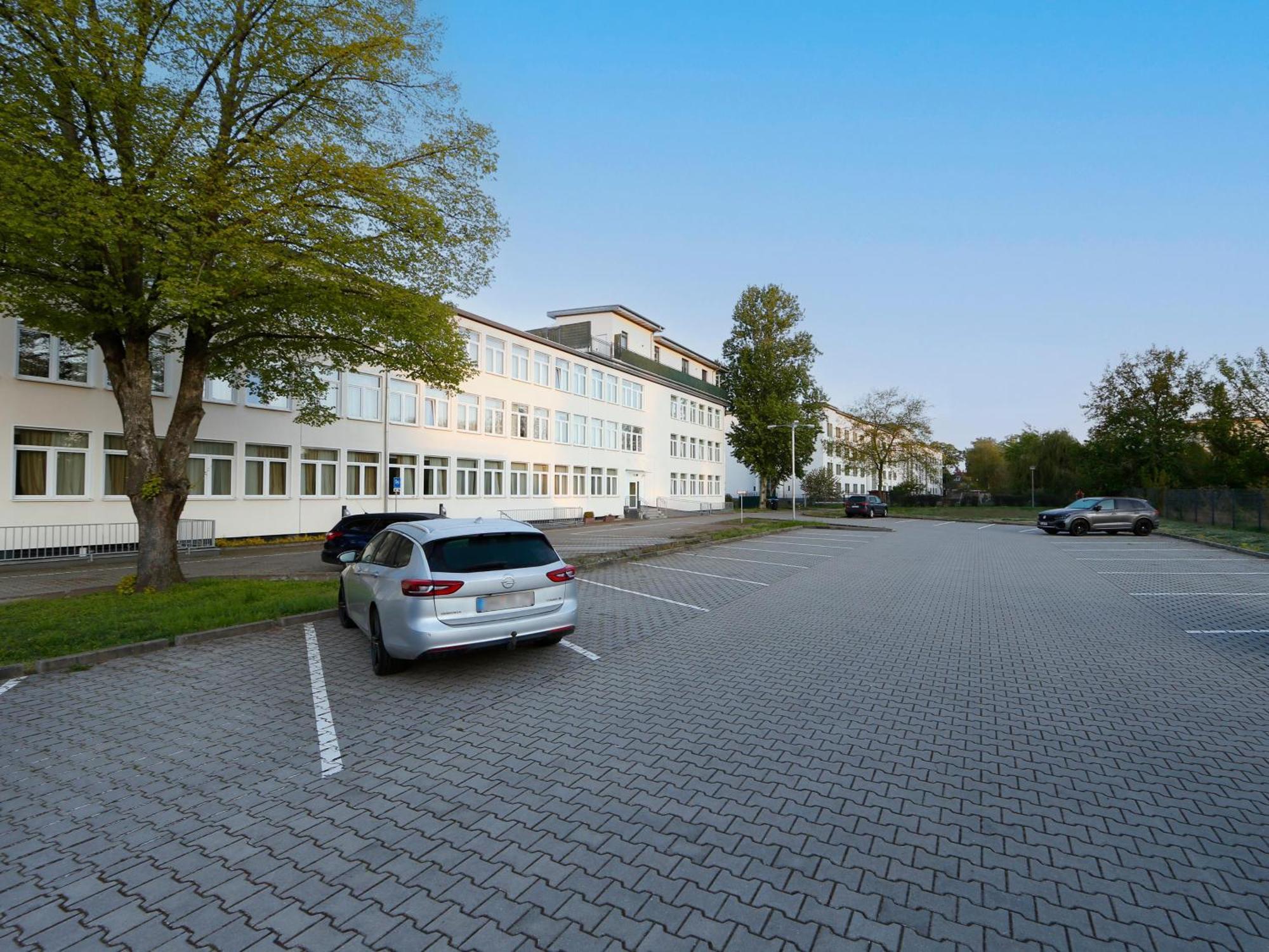 Hotel Berlin-adlershof 2*